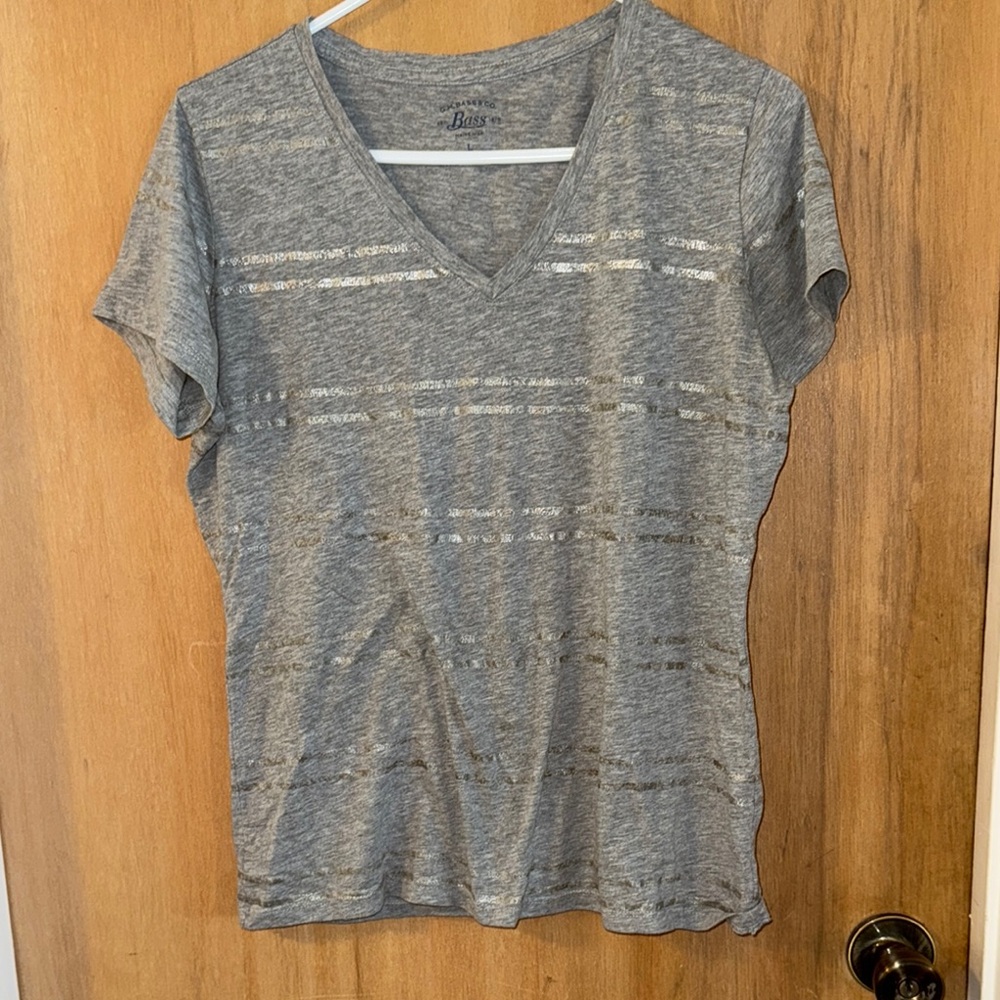 Bass Gray V-Neck Top
